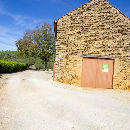 Maison Rustique En Pierres Proche De Sarlat, Jardin, 6 Pers. Landhaus