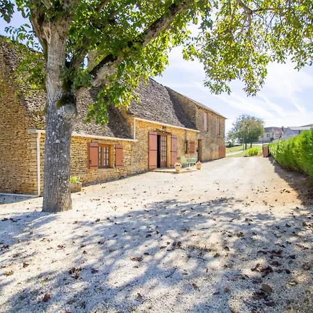 Maison Rustique Avec Jardin Et Equipements Pour Enfants, Proche Sarlat - Fr-1-616-394